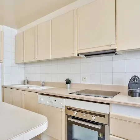 Appartement Quartier Arc De Triomphe Free Netflix-2